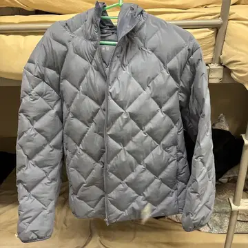 UNIQLO PUFFTECH 다운 자켓 XL 그레이