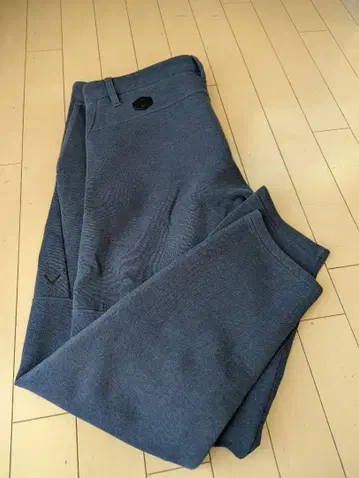 캘러웨이 맨투맨 소재 남성 바지 네이비 컬러