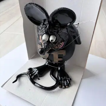 라트핑크 RatFink 피규어 블랙