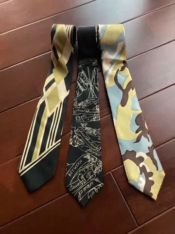 폴스미스 컬렉션 넥타이 3개 세트