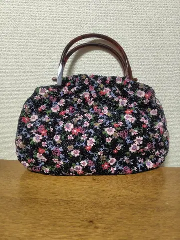 레트로 비즈 자수 꽃무늬 토트백