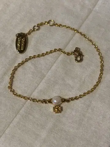 비비안 웨스트우드 골드 체인 펄 팔찌