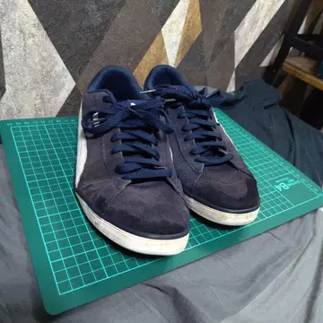 [열람수 12] [26.5cm] PUMA 네이비 스웨이드 스니커즈