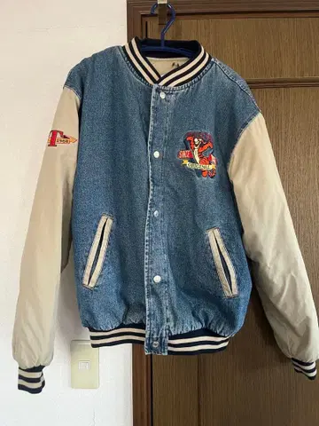 TIGGER 자수 데님 바시티 자켓