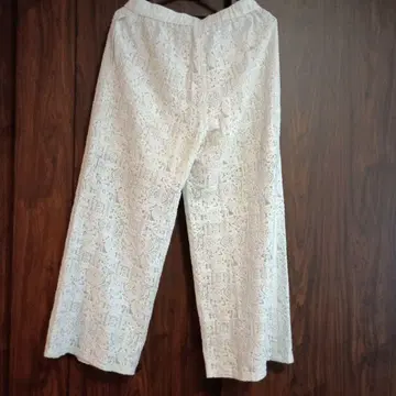 언타이틀 크로셰풍 레이스 와이드 팬츠 정가 26,400엔