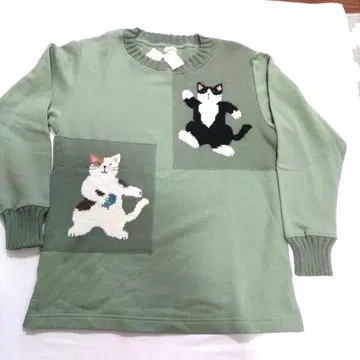 새상품 비행선 CARLA 오리지널 고양이 자수 올리브 그린 긴팔 니트