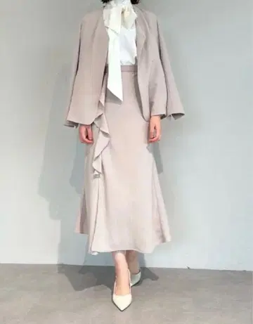 [ 미사용 새상품 ] ur's 유어즈 셋업 노카라 자켓 스커트