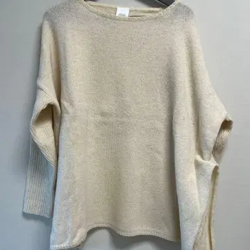 베리떼꾸르 니트