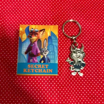 주토피아 키링 파우버트