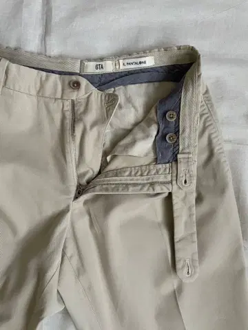 이탈리아 팬츠 브랜드 GTA 베이지 투 턱 슬랙스 48