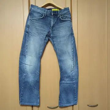 에드윈 FUNC 블루 스트레이트 데님 팬츠 33인치