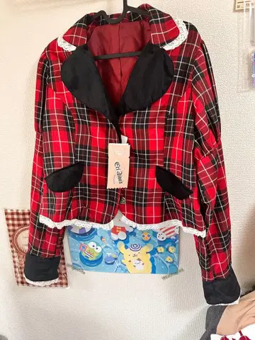 시마무라 아이노 에리 콜라보 수요일의 앨리스 3L 자켓