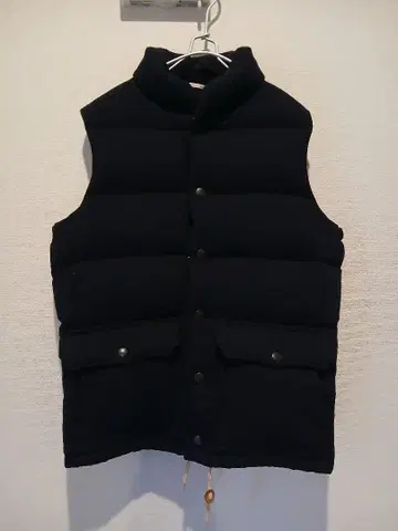 BEAUTY & YOUTH 네이비 다운 베스트 M 유나이티드 애로우즈