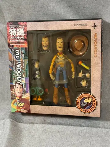 특촬 REVOLTECH 우디 피규어