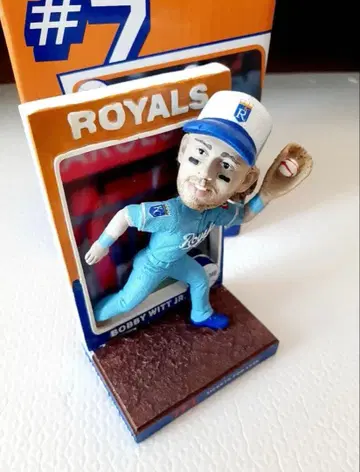 [새상품] MLB 보블헤드 바비 위트 Jr. 로열스 구장 배포
