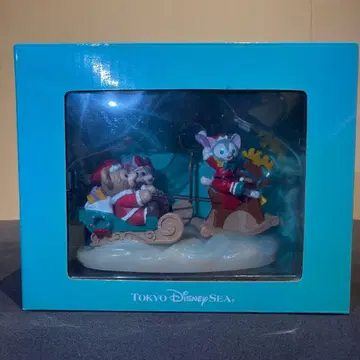 도쿄디즈니씨 더피 산타 피규어