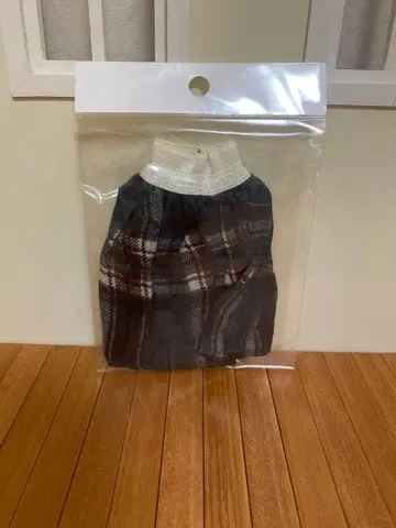 네오 브라이스 체크 무늬 스커트