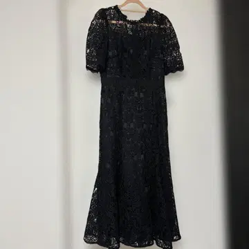 CELFORD 블랙 레이스 원피스