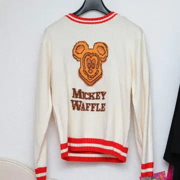 [ 당일 AM 중 발송 ] 미키 와플 니트 스웨터 긴팔 크림색