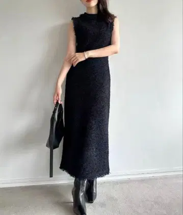 [ 거의 미사용 ] anuans 플래그얀 트위드 니트 원피스 네이비