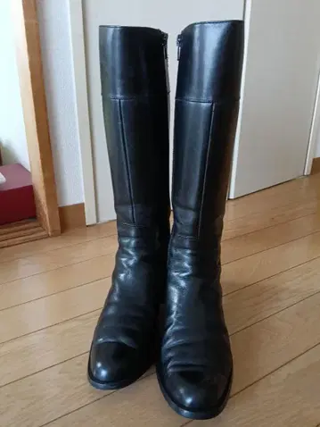 블랙 가죽 롱 부츠