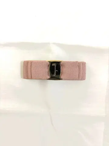 Salvatore Ferragamo 페라가모 머리핀 핑크
