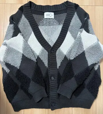 anown 아가일 무늬 볼륨 가디건