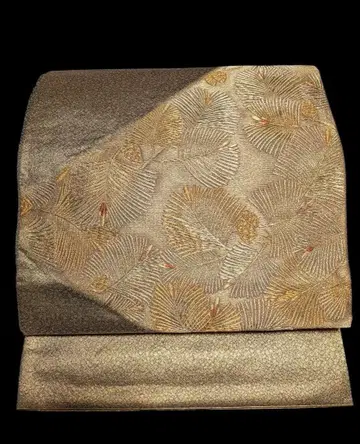 후쿠로 오비 금 바탕에 골드 컬러 잎 무늬 전체 무늬