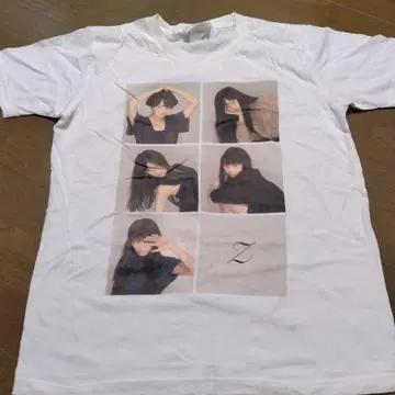 모모이로 클로버 Z 빔즈 콜라보 T셔츠 L 사이즈
