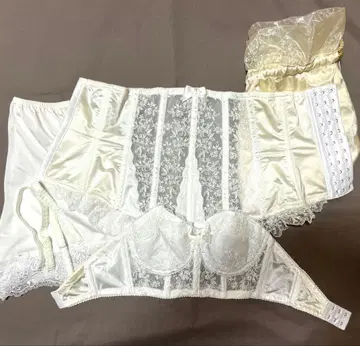 카드리엘 인터내셔널 세모아 브라이덜 이너 세트