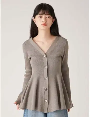 릴리 브라운 페플럼 니트탑