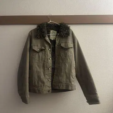 카키 퍼 탈부착 밀리터리 자켓