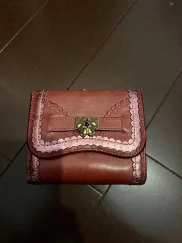 ANNA SUI 빨간색 가죽 3단 폴더형 지갑