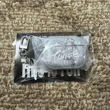 TWICE AirPods 케이스