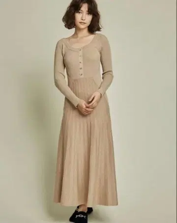 릴리 브라운 긴팔 라메 니트 원피스