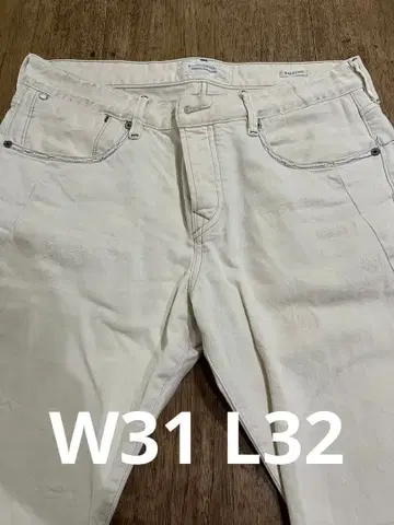 화이트 데님 스트레이트