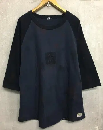 홈리스 테일러 리메이크 자수 로고 7부 소매 오버 사이즈 T셔츠