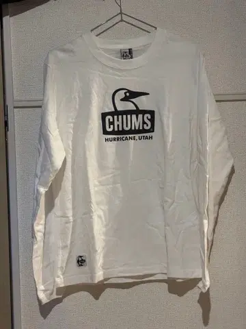CHUMS 화이트 롱 슬리브 티셔츠