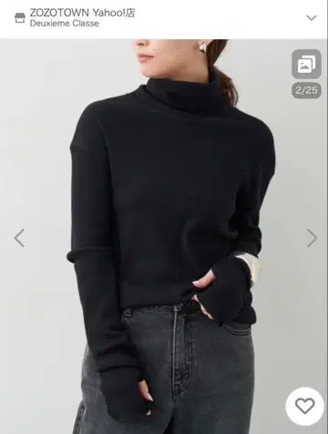 블랙 터틀넥 스웨터