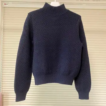 [새상품급] SLOANE 7G 메리노울 헤링본 편직 모크넥 스웨터