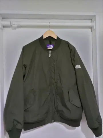 THE NORTH FACE 퍼플 라벨 MA-1 자켓