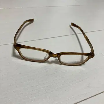 999.9 포나인즈 AP-09 안경