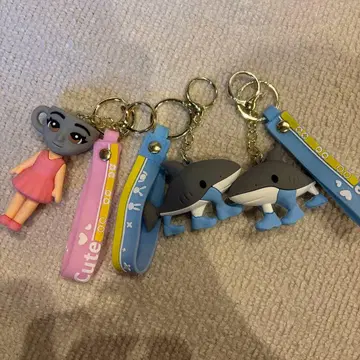 이탈리아 레인 로트 발레리나 카푸치노 & 트라라레로 트라라라 키링