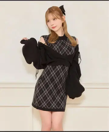 레이어드 스타일 니트 원피스