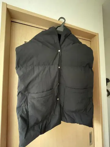 나일론 타프타 다운 머플러 블랙