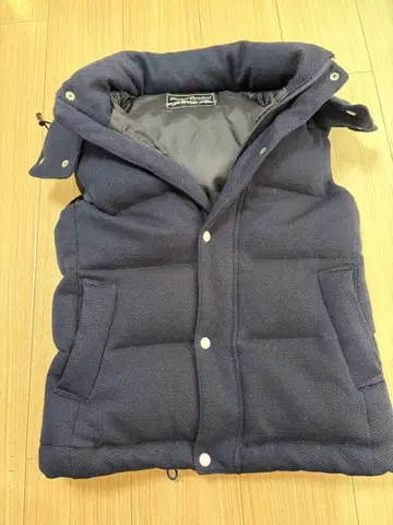 JOURNAL STANDARD 후드 부착 다운 베스트 네이비