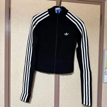 adidas 블랙 스트라이프 니트 자켓
