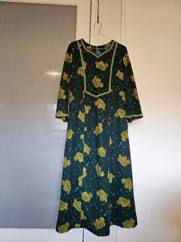 70s Polyester Cord Design Dress