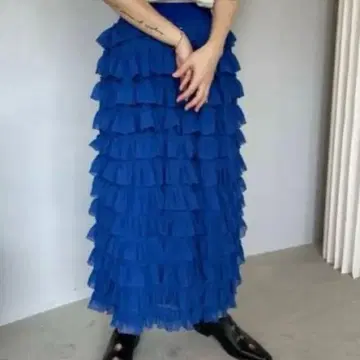 디어드 프릴 스커트 sanself