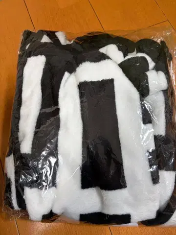 호테이 토모야스 G 플리스 담요